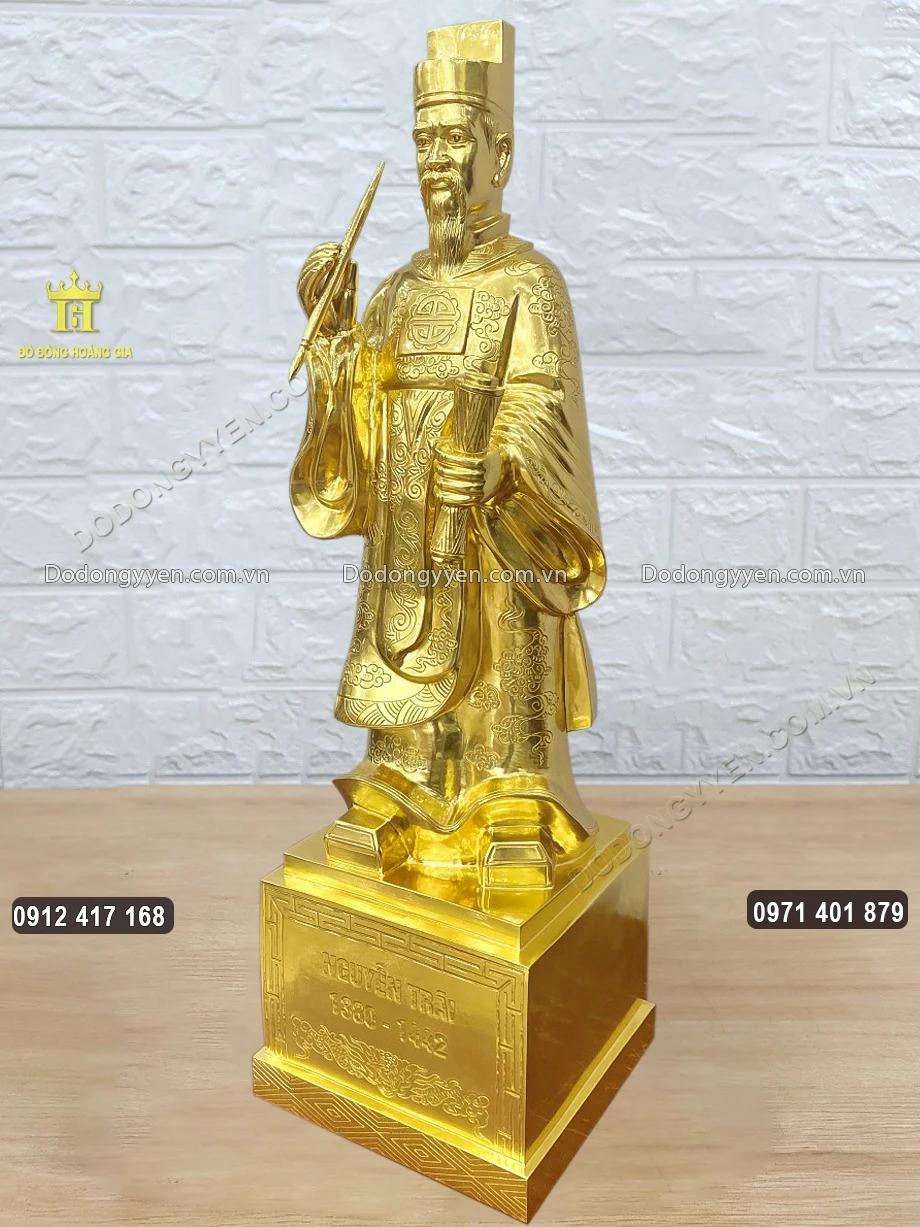 Không gian phòng khách, phòng làm việc là nơi thích hợp để đặt tượng